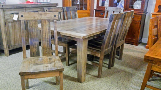 Wormy Maple Tahoe Table Set With Hartwick Chairs Mennonite Furniture Ontario at Lloyd's Furniture Gallery in Schomberg